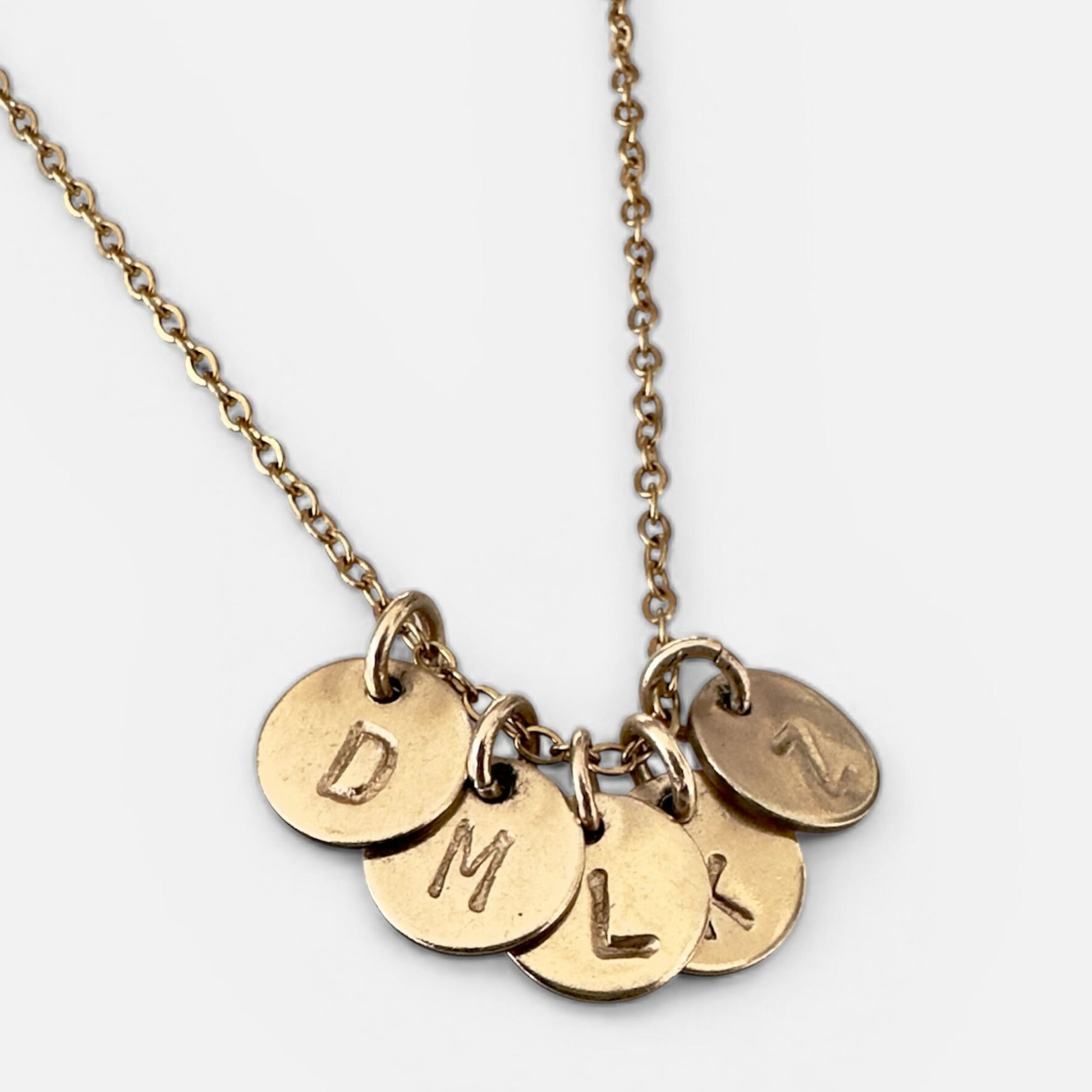 dainty-gold-stamped-charm-necklace-details