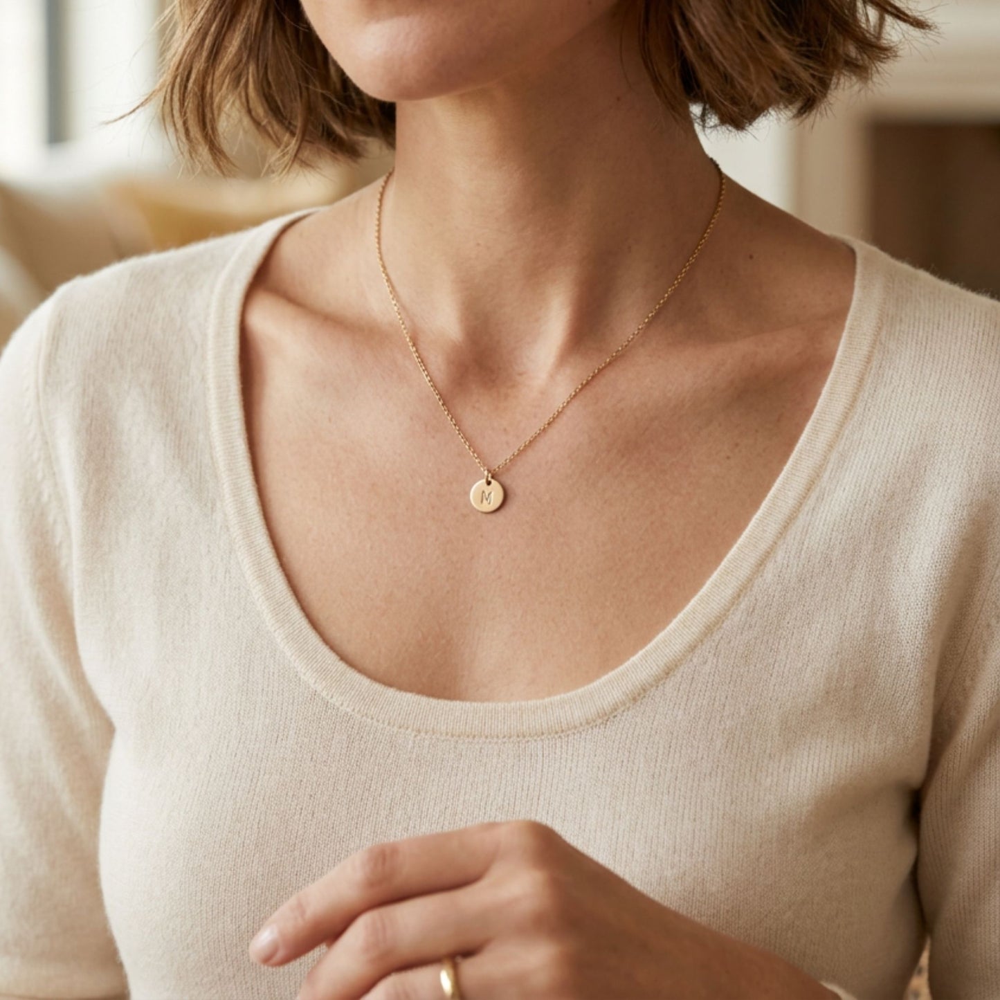 Dainty Gold Stamped Necklace - Everyday Minimalist