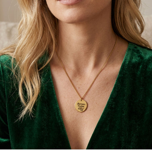 Script Gold Pendant Necklace | Family Names